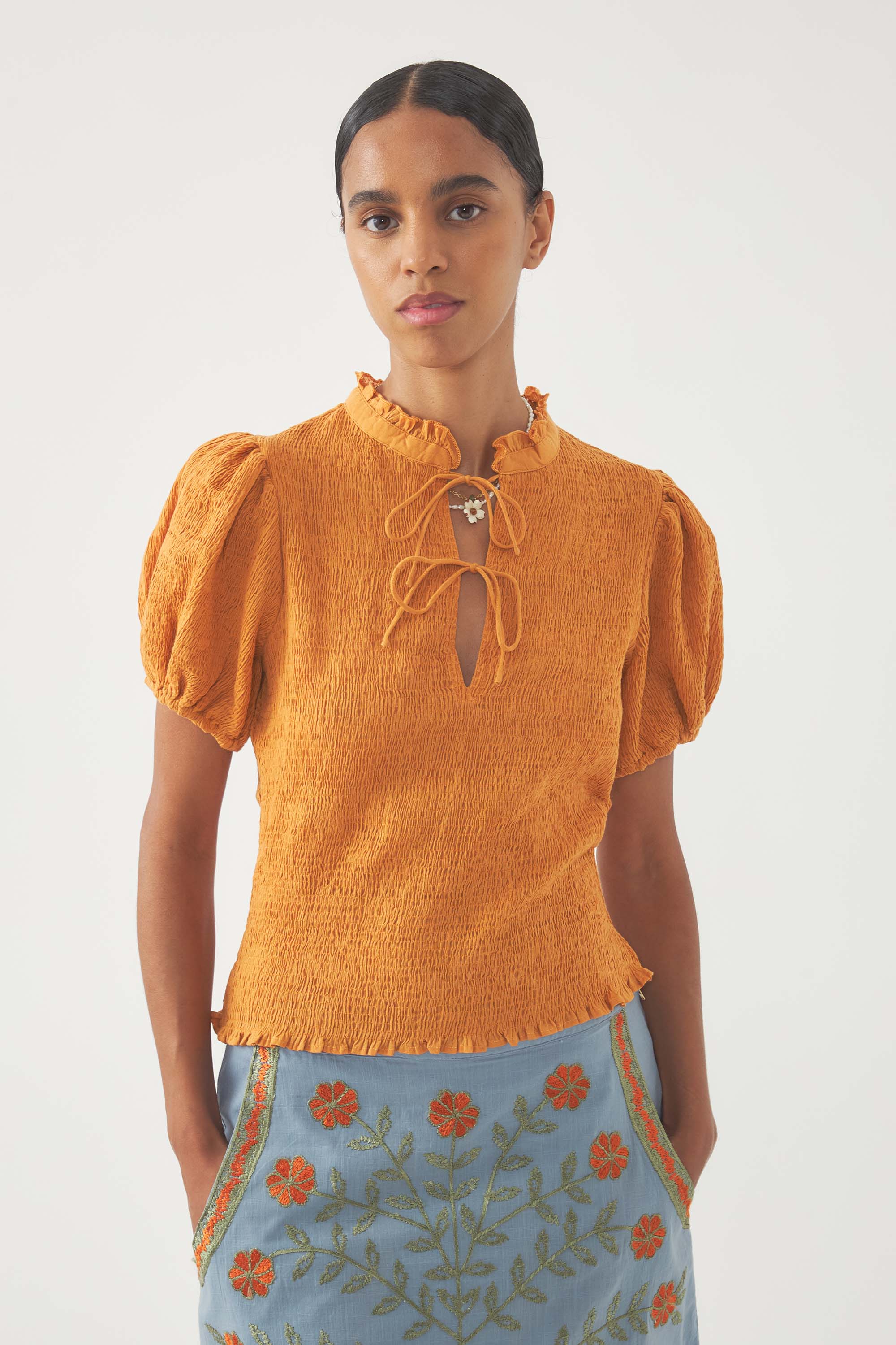 Blusa con smock Angelo
