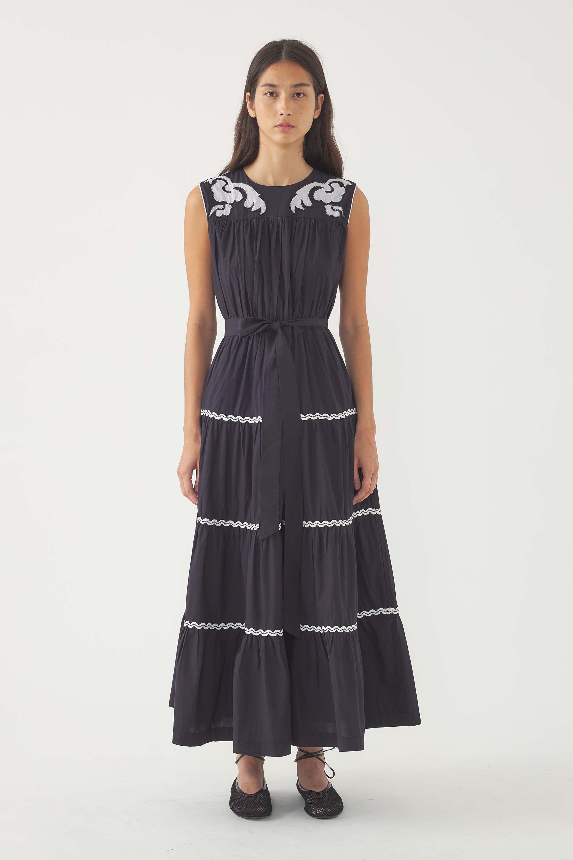 Robe longue brodée Dalli