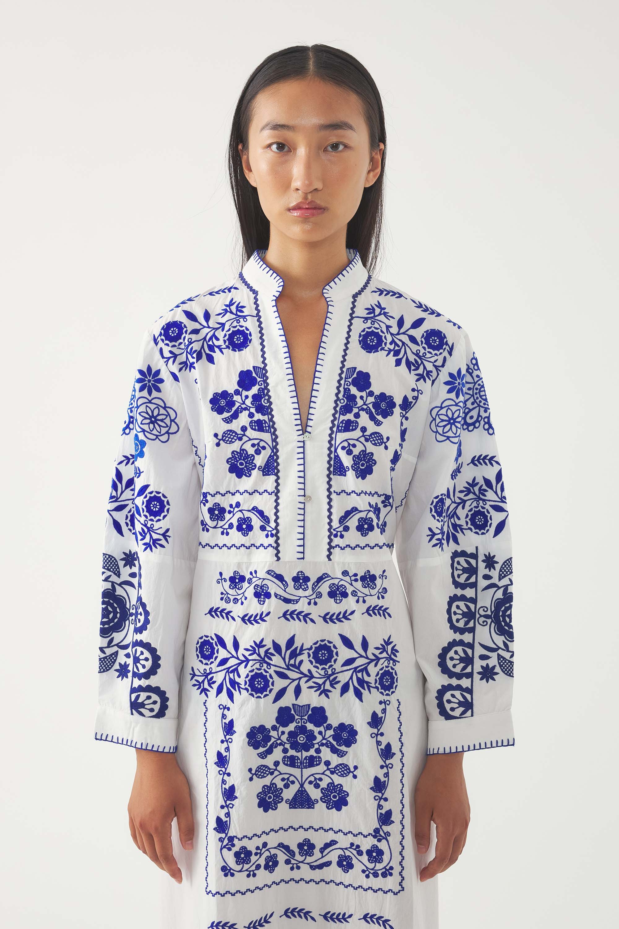 Langes besticktes Kleid Mamie