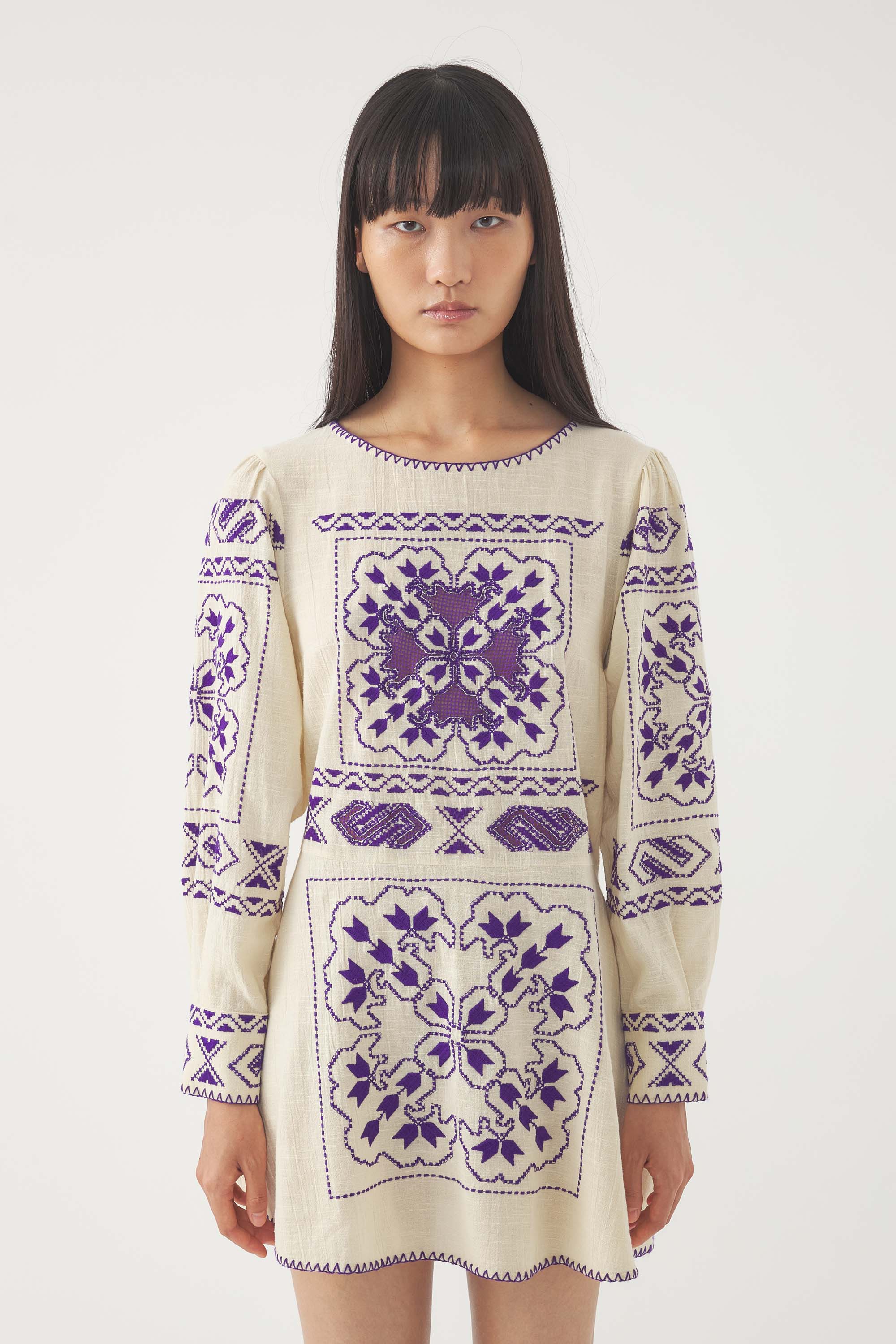 Langes besticktes Kleid Milos