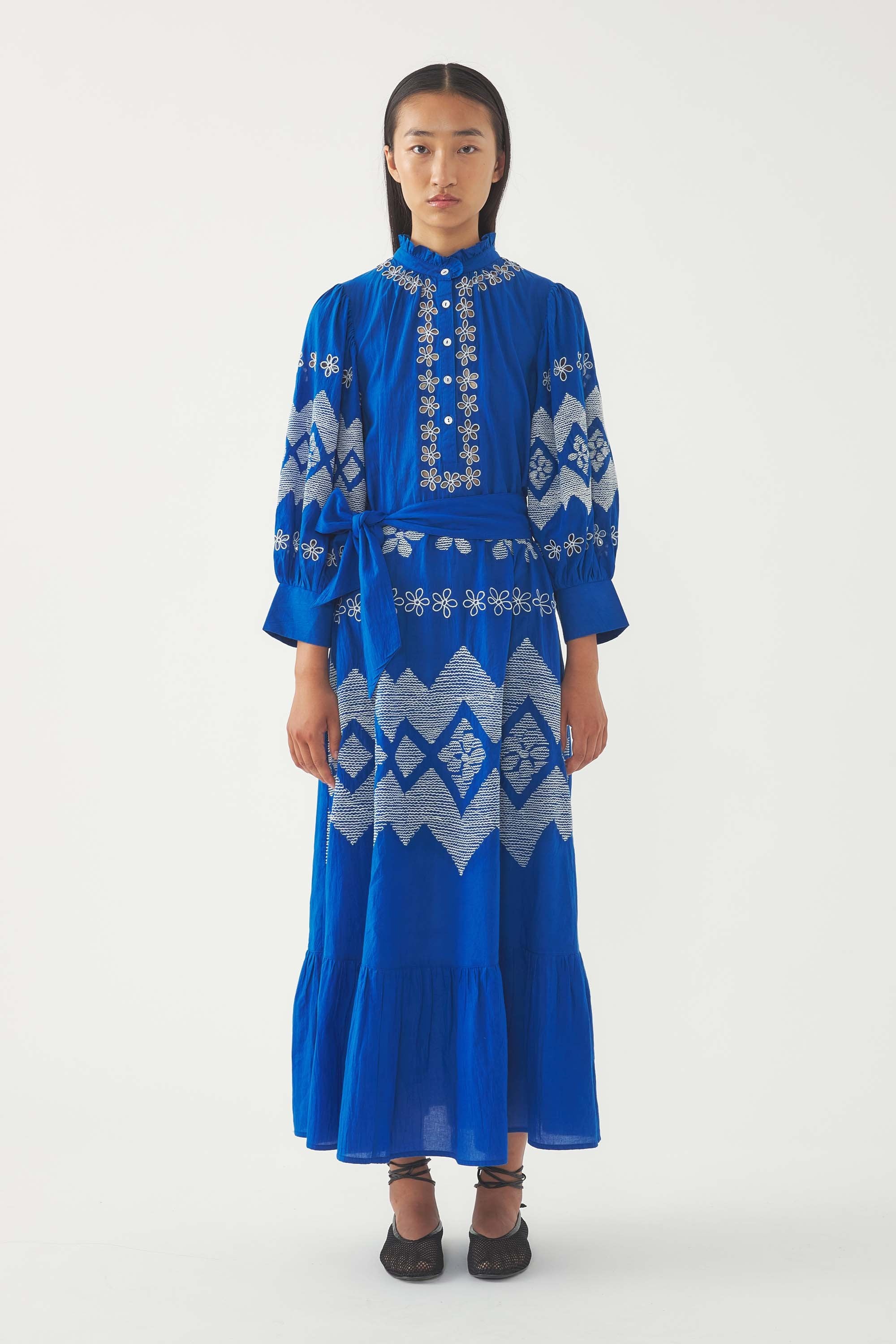 Langes besticktes Kleid Tolede