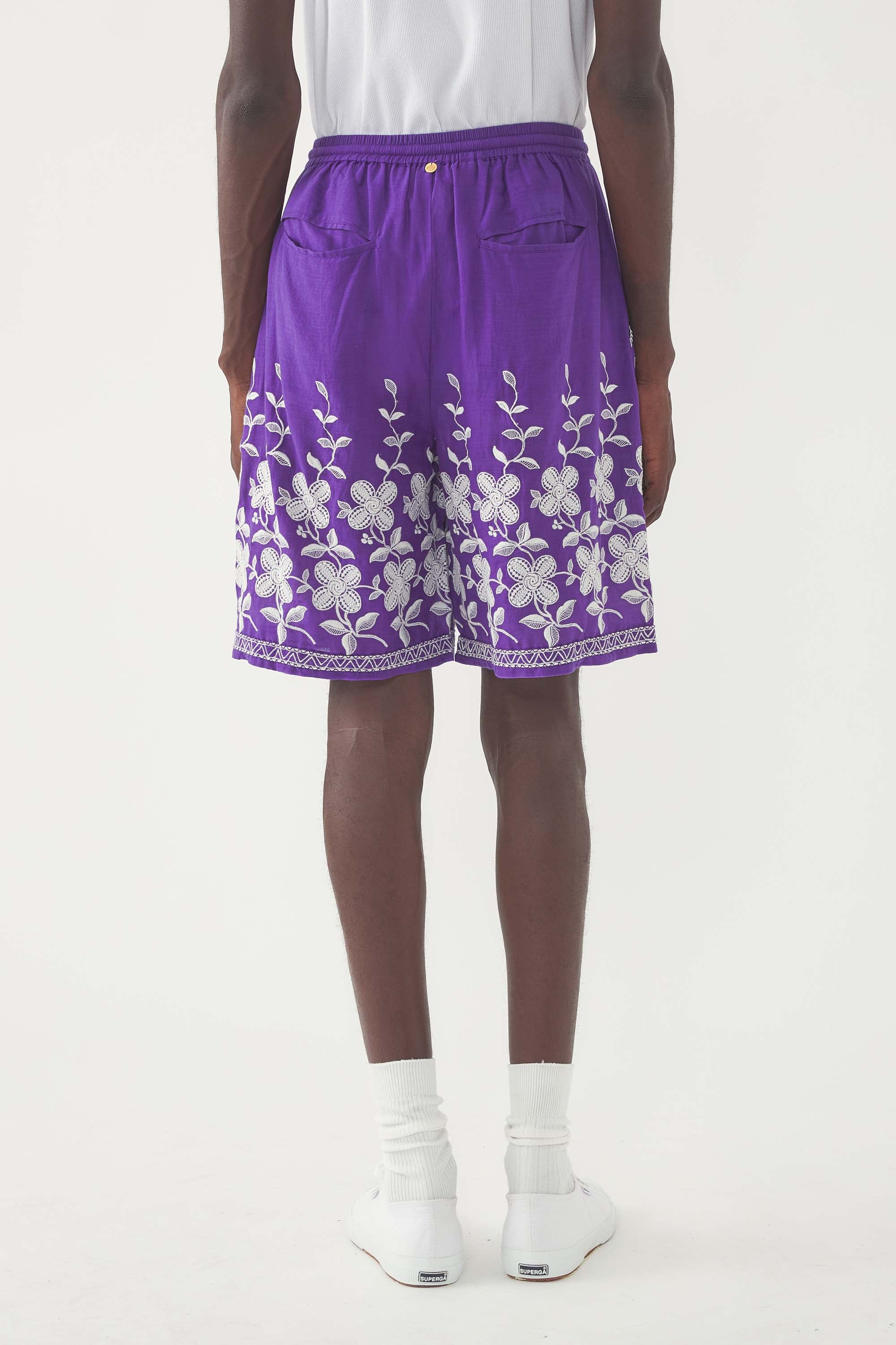 Embroidered Short Suzane